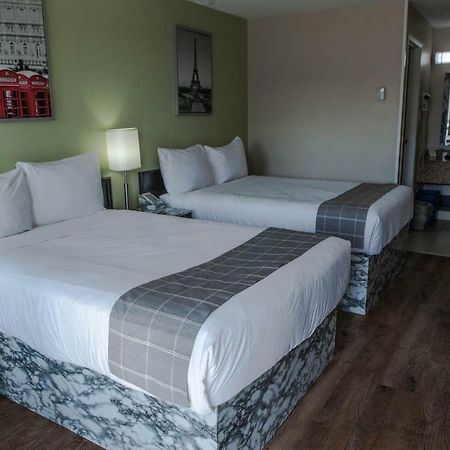 Canadian Motel North Battleford Dış mekan fotoğraf