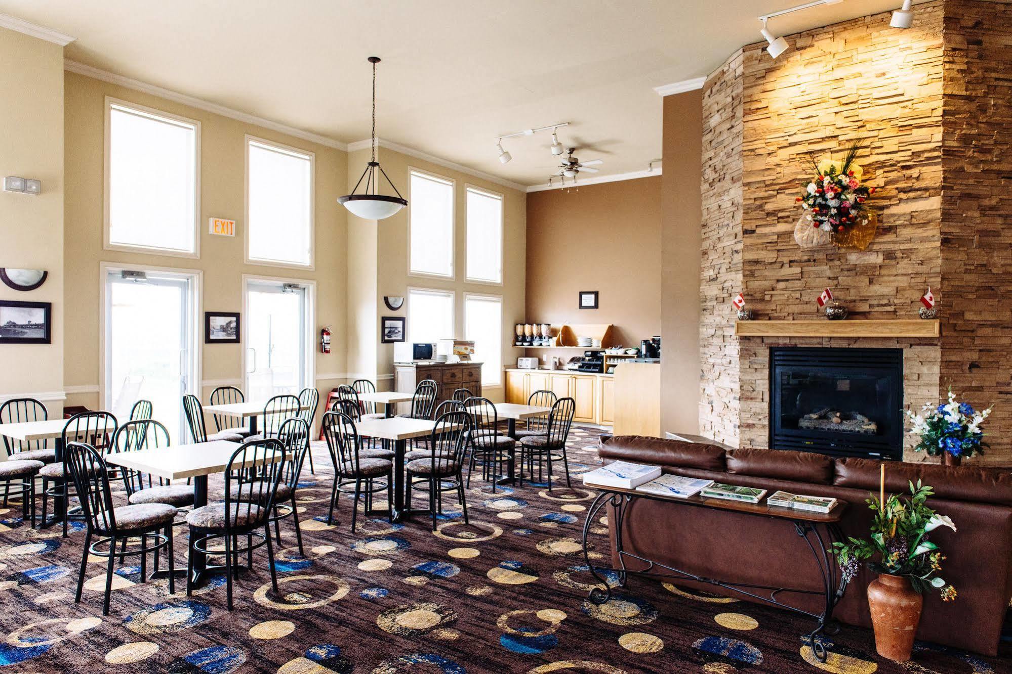 Canadian Motel North Battleford Dış mekan fotoğraf