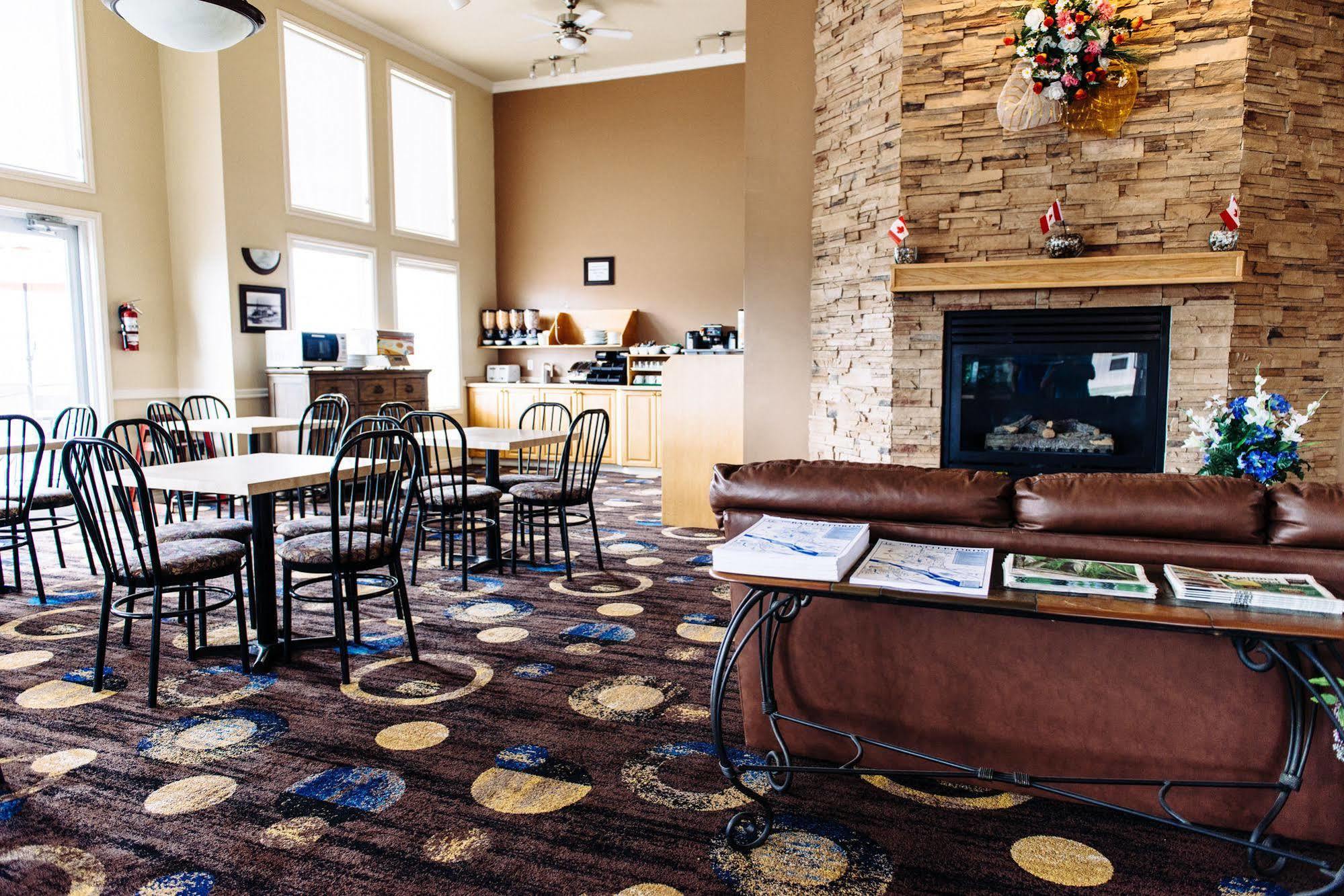 Canadian Motel North Battleford Dış mekan fotoğraf