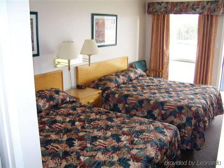 Canadian Motel North Battleford Dış mekan fotoğraf