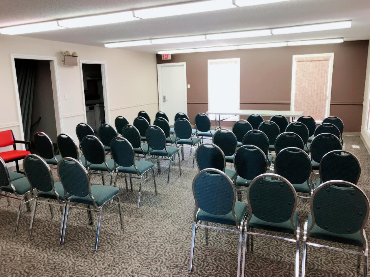 Canadian Motel North Battleford Dış mekan fotoğraf