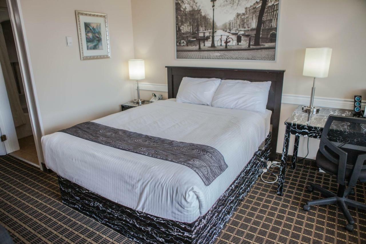 Canadian Motel North Battleford Dış mekan fotoğraf